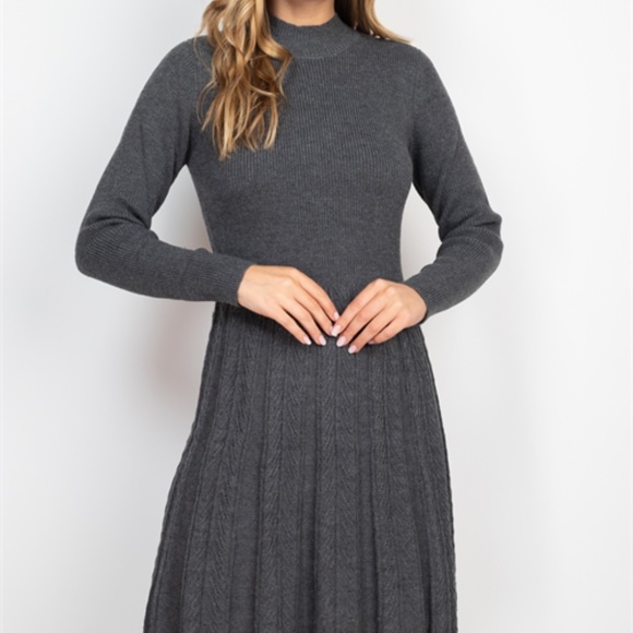 Charcoal knit dress - Picture 7 of 8